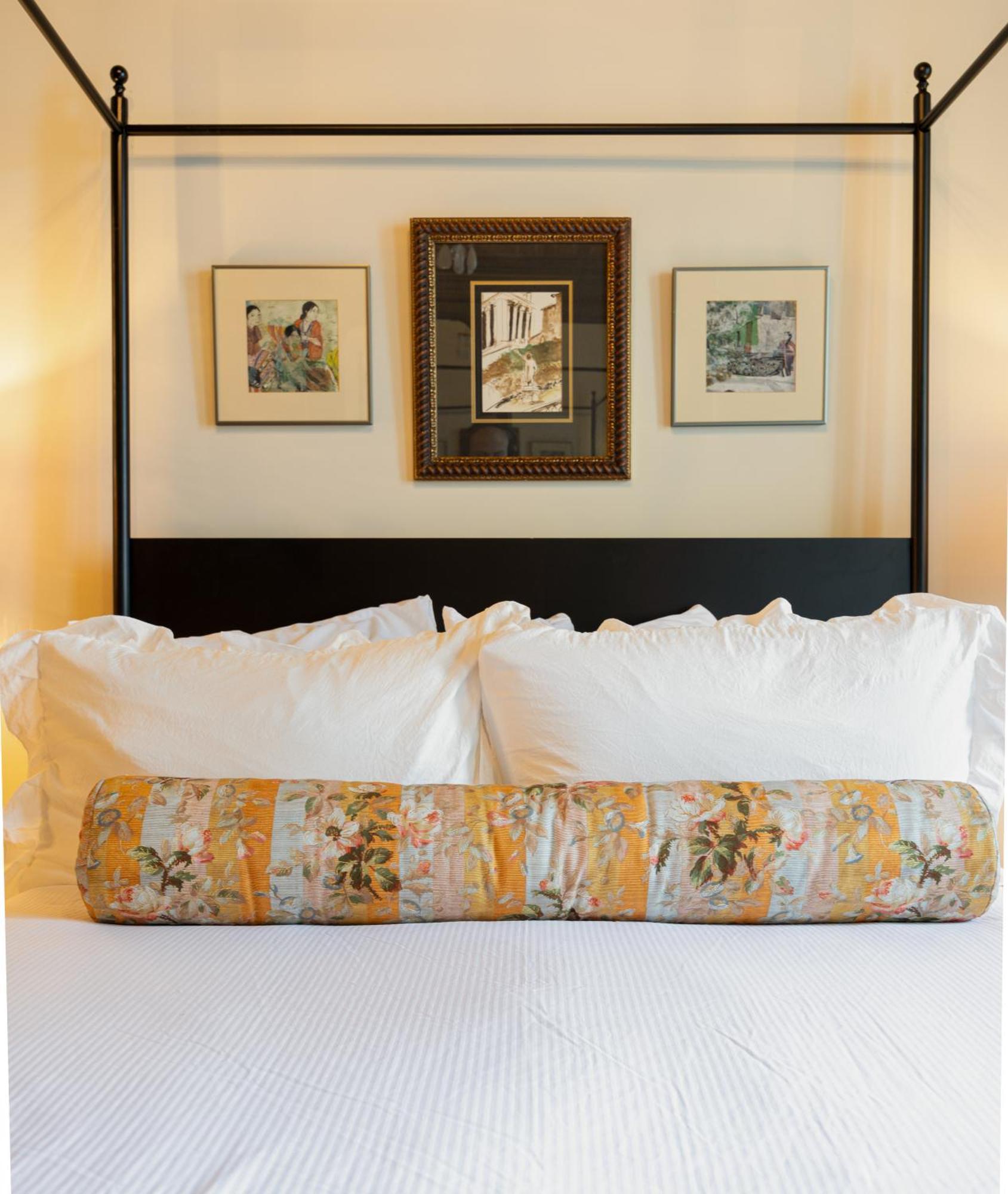 Hotel Cleo, Knoxville Downtown, A Tribute Portfolio Hotel Bagian luar foto