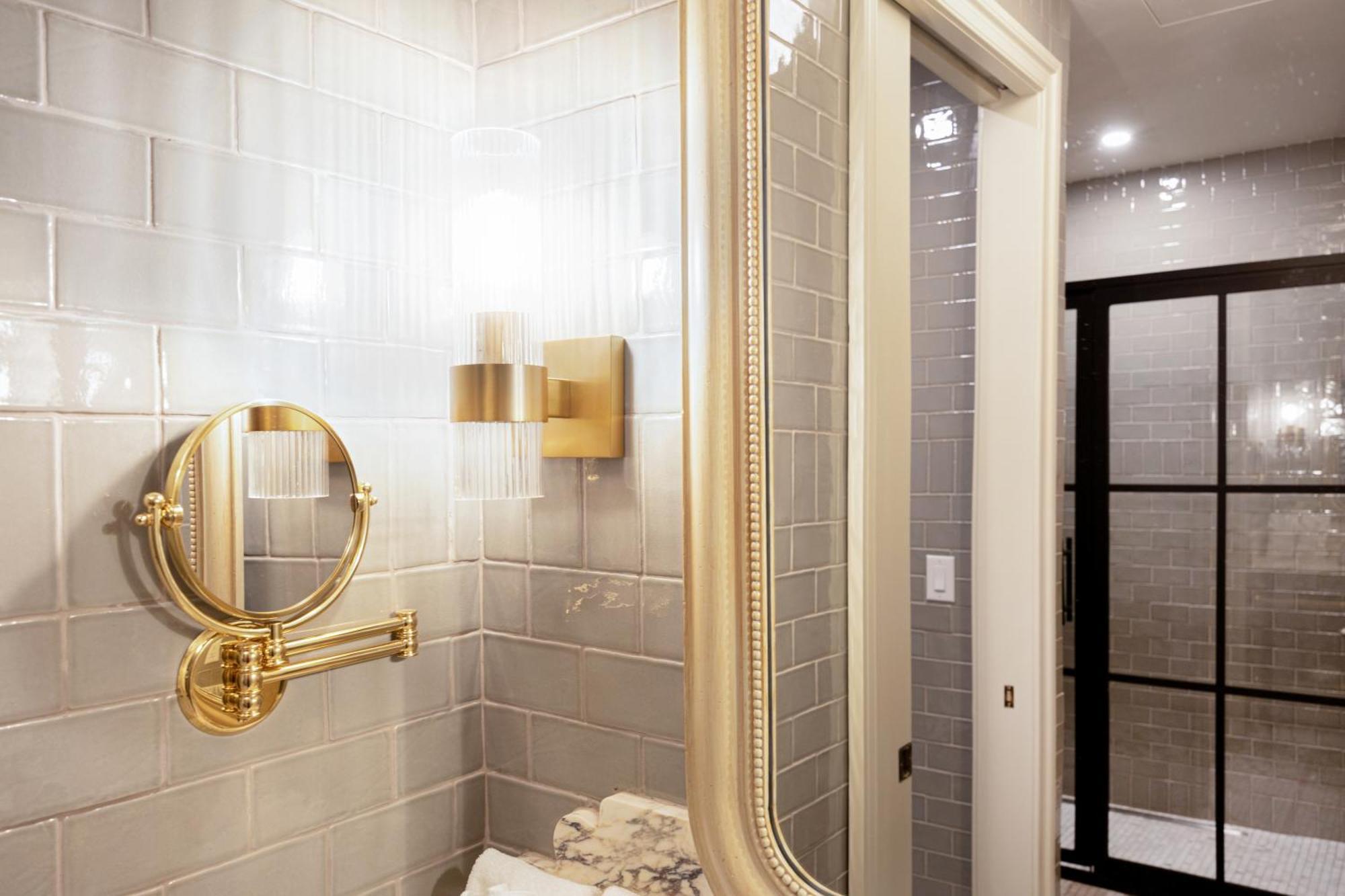 Hotel Cleo, Knoxville Downtown, A Tribute Portfolio Hotel Bagian luar foto