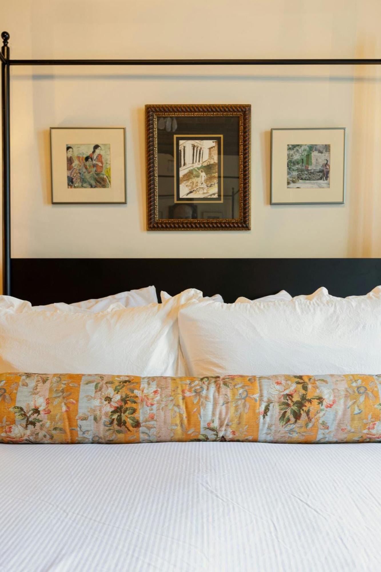 Hotel Cleo, Knoxville Downtown, A Tribute Portfolio Hotel Bagian luar foto
